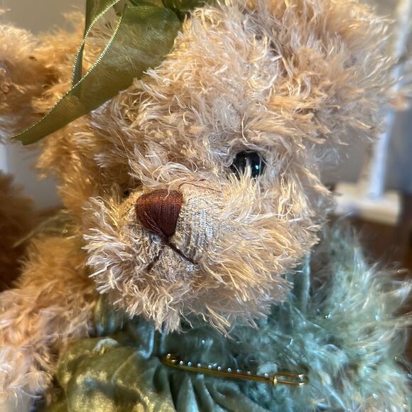 Early 2000’s Settler Bears Pair Collectible plush - Picture 2 of 8